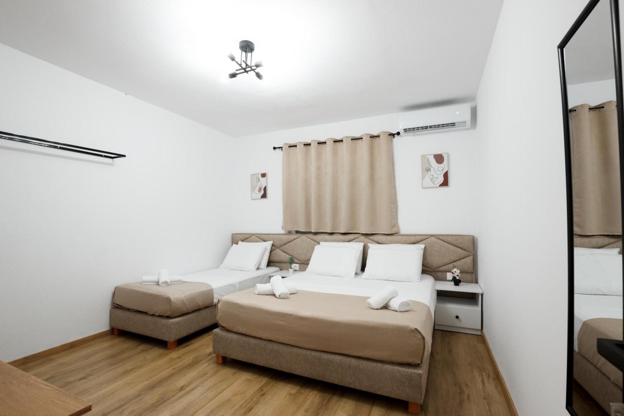 Vila Agimi 65 Gjirokaster Exterior photo